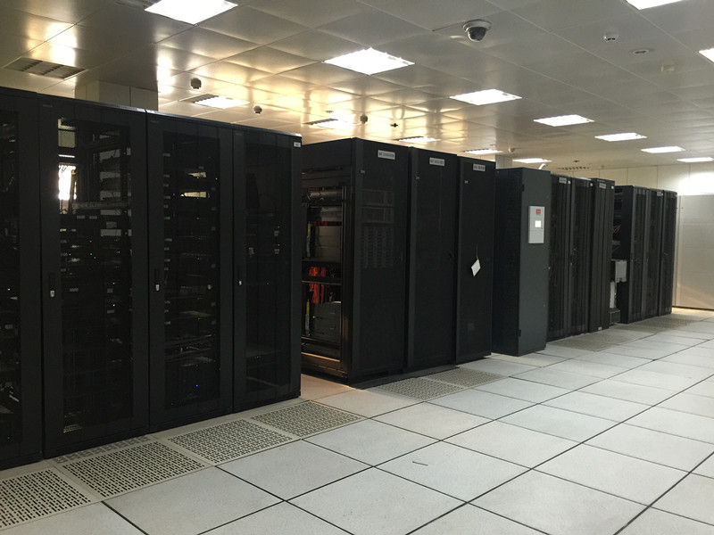 安財機房_副本.jpg 安財機房_副本.jpg